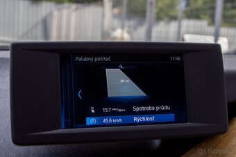 BMW i3 120ah 125kw BEV - TOP STAV - 17