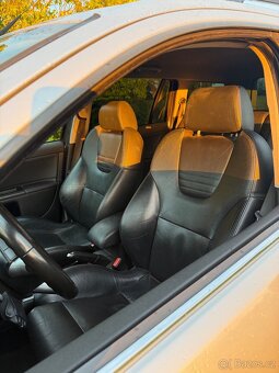 Ford Mondeo ST220 - 17