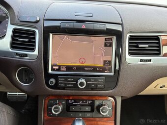 Volkswagen Touareg, 4,2TDi V8, FULL SERVIS, DPH, TOP - 17