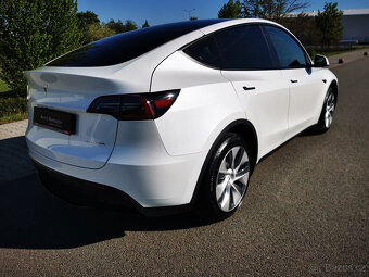 Tesla Model Y Long Range Dual motor, FSD za 100 tis.kč - 17