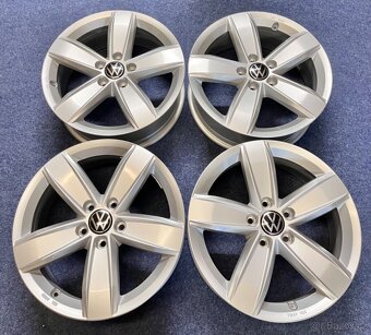 5x112 R17 originál alu disky Volkswagen Tiguan ET38 - 17
