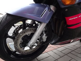 Honda CBR 600F - 17