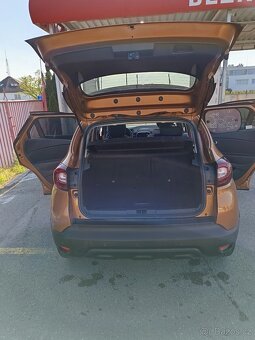 Renault Captur 1,3 Limited TCe 130 GPF , 1.majitel - 17