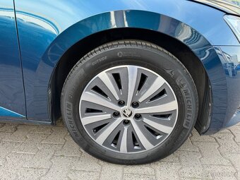 Škoda Superb 3 2.0 TDI 110kW DSG Kamera 360° Navigace ACC - 17