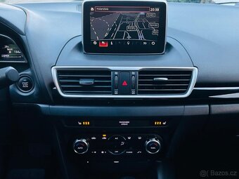 Mazda 3 2.0i BENZÍN AUTOMAT VÝHŘEV TAŽNÉ SENZORY - 17