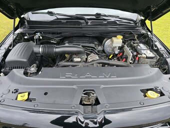 Dodge RAM Sport 5.7 HEMI - 17