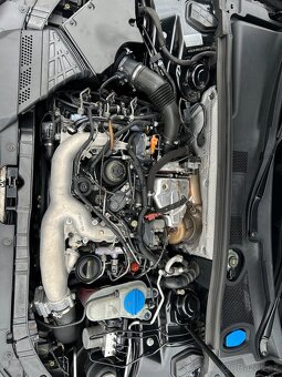 Audi a5 3.0 tdi max výbava - 17