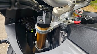 Aprilia Caponord 1200 r.v. 2013 - 17