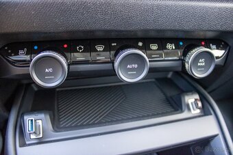 Citroën C4 BlueHDi 110 S&S Feel - 17