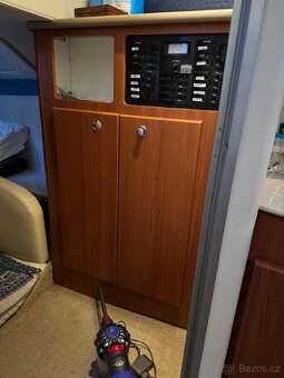 Kajutova lod Bayliner 285SB, 2007 r.v. - 17