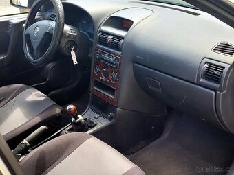 Opel Astra, 1,8 jezdí DOBŘE,STK na rok - 17