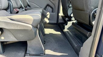 Ford Tourneo Custom - 17