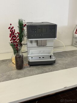Kávovar Miele CM6350 - 17