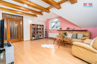 Prodej rodinného domu, 439 m², Chýně, ul. Dlouhá - 17