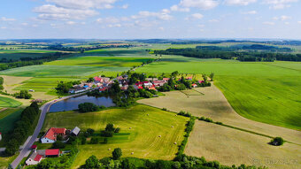 Prodej zemědělské usedlosti 872 m², pozemek 144786 m² Lesná - 17