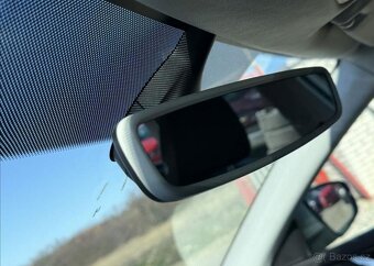 Škoda Octavia 1,6 TDI 85kW Style NAVI nafta manuál 85 kw - 17