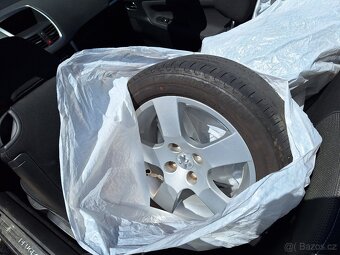 Peugeot 207 1.6i 16V 88KW CC Kabriolet, S.Kniha + Letní kola - 17