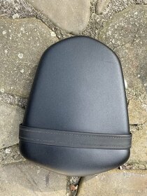 Suzuki Gsxr 750 k6 (2006) na náhradní díly po nehodě - 17