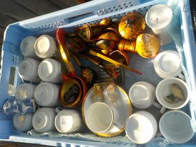 Porcelánový čajový servis,trocha plastiky a jiné - 17