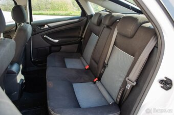 Ford Mondeo 2.0 TDCi DPF (140k) Titanium A/T - 17