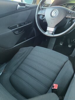 Volkswagen Passat B6 - 17