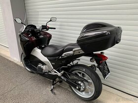 Honda NC 700 D Integra ABS SUPER STAV - 17