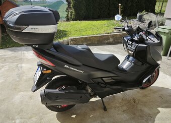 Suzuki Burgman 400 - 17