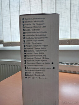 Tork - profi zásobníky - 17