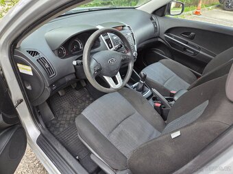 Kia Ceed kombi 1.4 80 kW LPG - 17