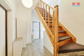 Prodej rodinného domu, 387 m², Kolová - 17