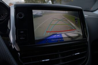 Peugeot 2008 1.2 PureTech Style - 17