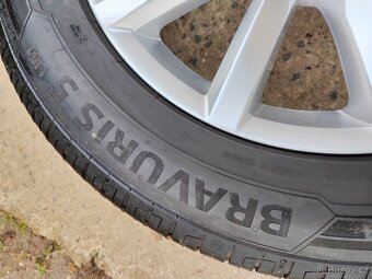 Letní sada VW Tiguan r17 5x112 Barum 235/55/17 - 17