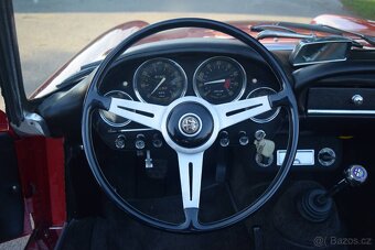 Alfa Romeo 2600 Spider 1965 - 17
