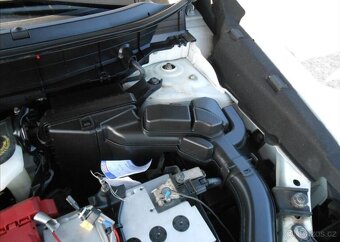 Nissan X-Trail 1,6 120kW Serviska EXKLUSIV benzín - 17