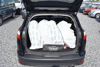 FORD FOCUS KOMBI 2,0 TDCI,TITANIUM,1.MAJITEL,NAVI,SERVISKA - 17