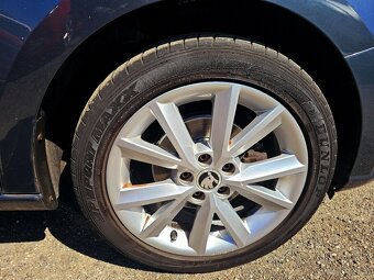 Fabia III 1,2TSi 66KW, Ambition vyhř.sed,DIG..klima,alu,STK - 17