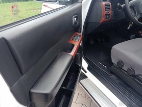 Nissan Patrol Safari 4x4,R6 4,8 Benzin, 180 kW,manuál, Nový - 17