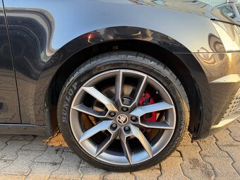 Škoda Octavia 3 RS 2.0 TDI 135kW 4x4 DSG Full LED Keyless - 17
