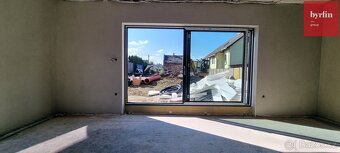 Prodej novostavby rodinného domu, 133 m2 se zahradou, pozeme - 17