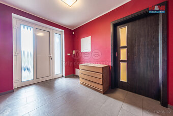 Prodej rodinného domu, 220 m², Horoušany, ul. Diamantová - 17