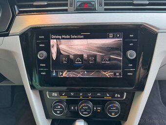 VW Passat B8 2.0 TDI 140kW DSG Webasto Tažné Keyless Kamera - 17