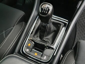 Škoda Karoq 2.0 TDI 110kW Sportline Tažné - záruka Autodraft - 17