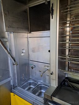 Pojízdná prodejna,FOOD-TRUCK-Grylovana kurata - 17
