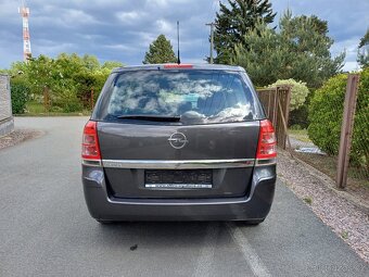 Benzínová Opel Zafira 1.8...7místné - 17