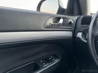 Škoda Octavia 2012 1.6TDI 77kW Elegance Navigace Vyhrev - 17