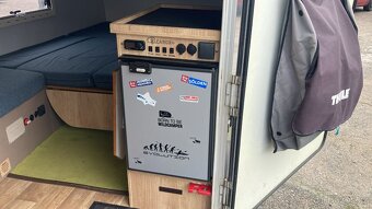 Obytný přívěs Carox Family - 17