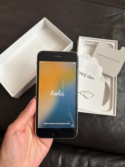 iPhone SE 64GB 2020 - 17