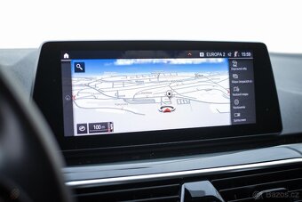 BMW Rad 5 Touring 540d xDrive 235 kW možný odpočet DPH - 17