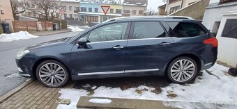 C5 x7 rv2009 221tis km - 17