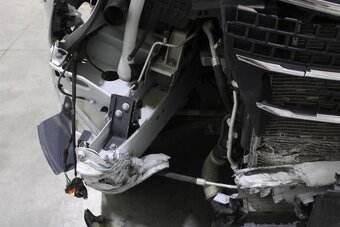 RENAULT MASTER   2020  2,3 d  85 tkm  havarovaný - 17